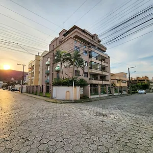 Apto El Shadday 202 Cento E Cinqüenta Metros Do Mar Apartamento
